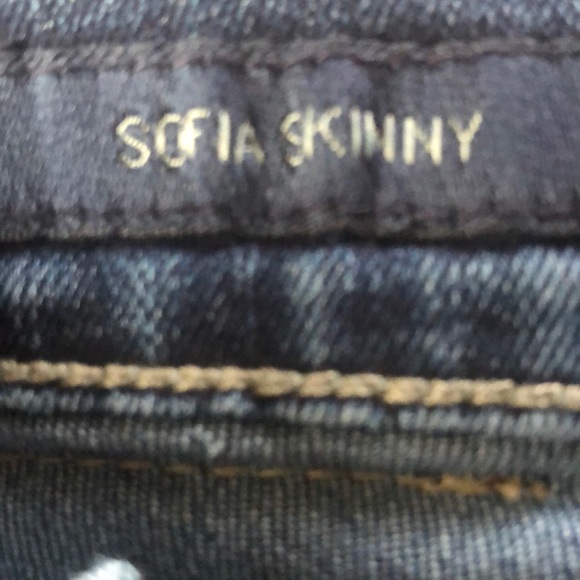 Because it’s so small - Picture 3 of 6